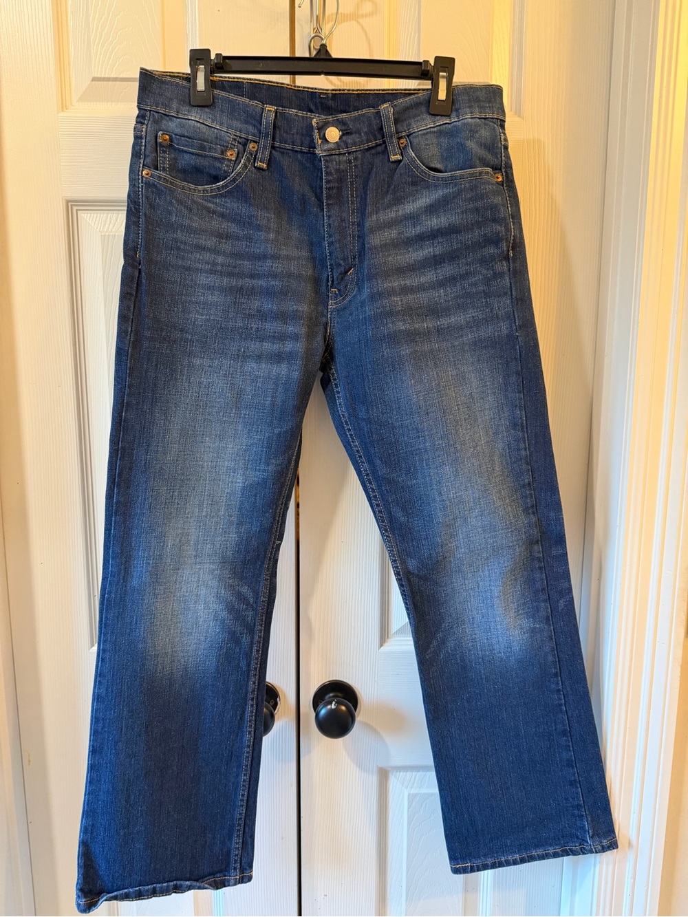 Levi's Men's Bootcut Jeans — Medium Blue Denim 527